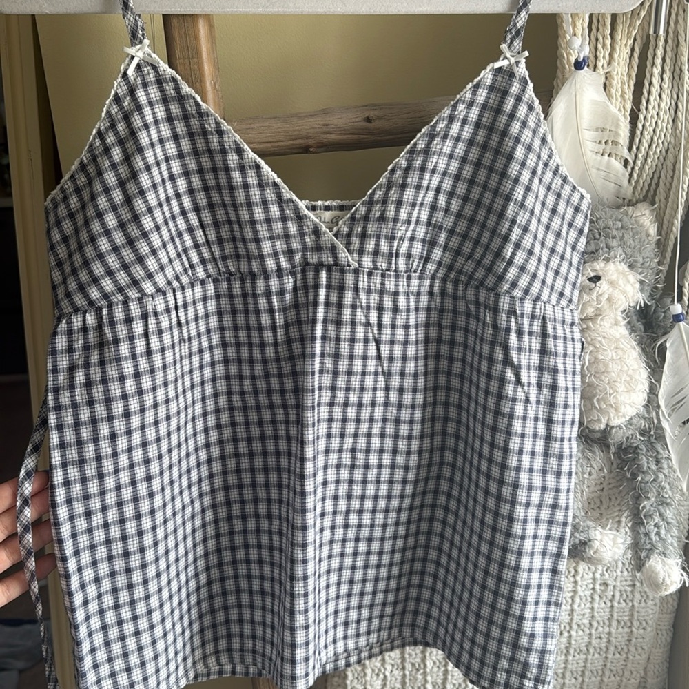 Brandy Melville top